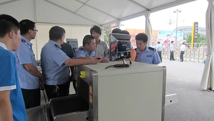 安檢機(jī)廠(chǎng)家揭秘 易燃易爆類(lèi)物品檢查核心秘訣